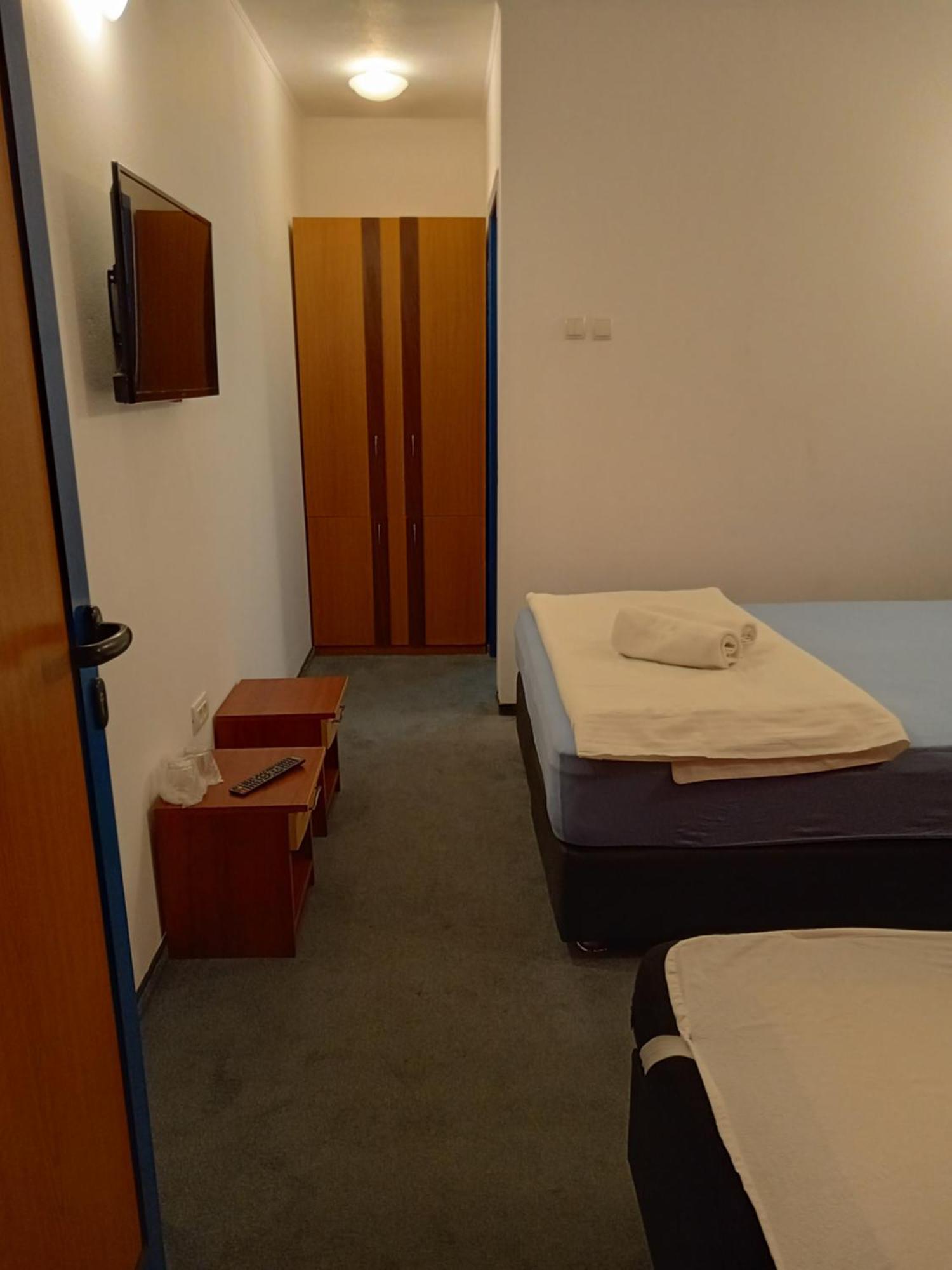 Motel Ruta 33 Arad Rom bilde